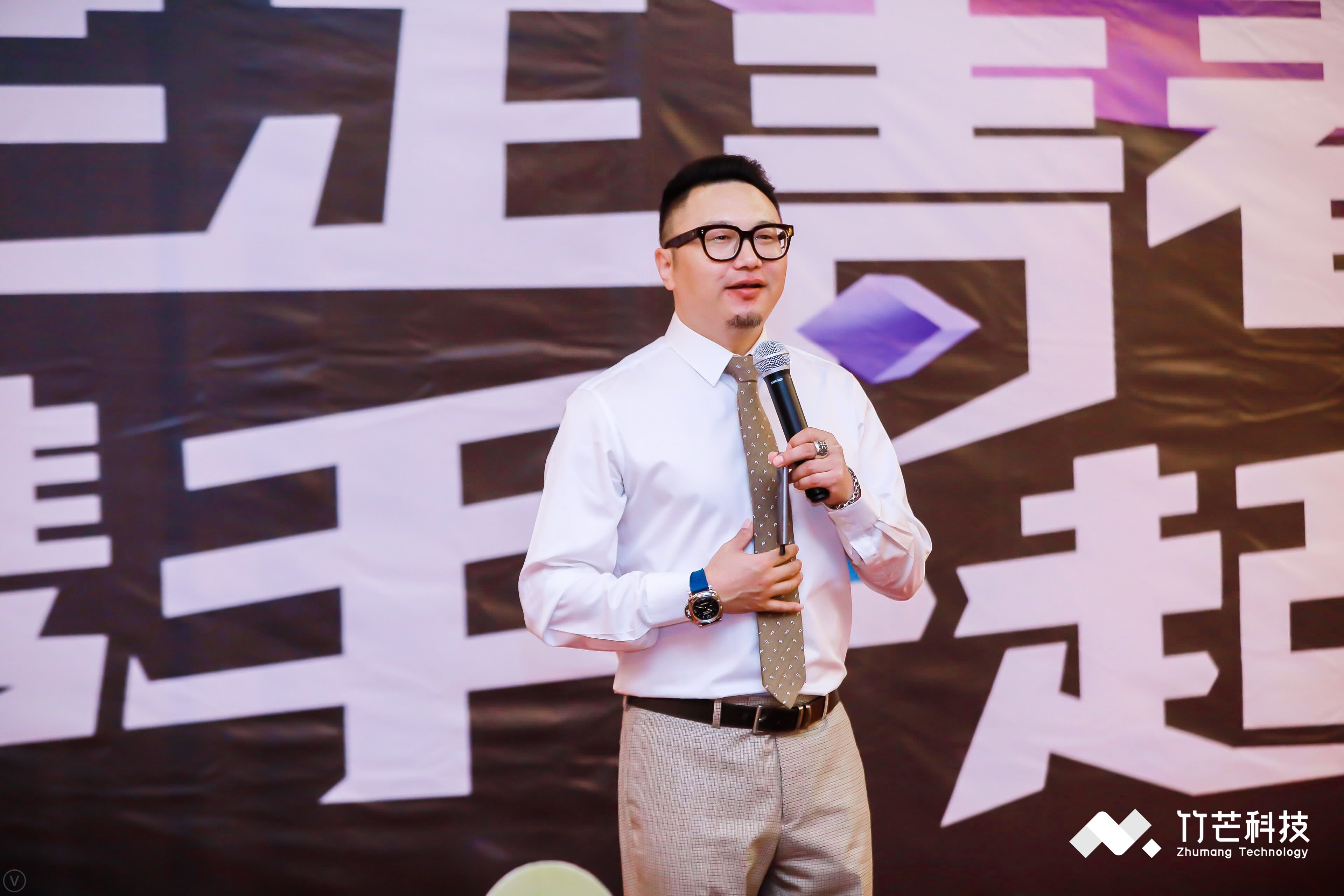 領(lǐng)導帶好團隊的5個法則之四:讓規(guī)則得到更好的執(zhí)行